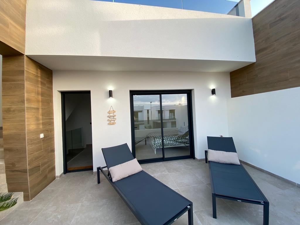 Villa en venta en Benijófar