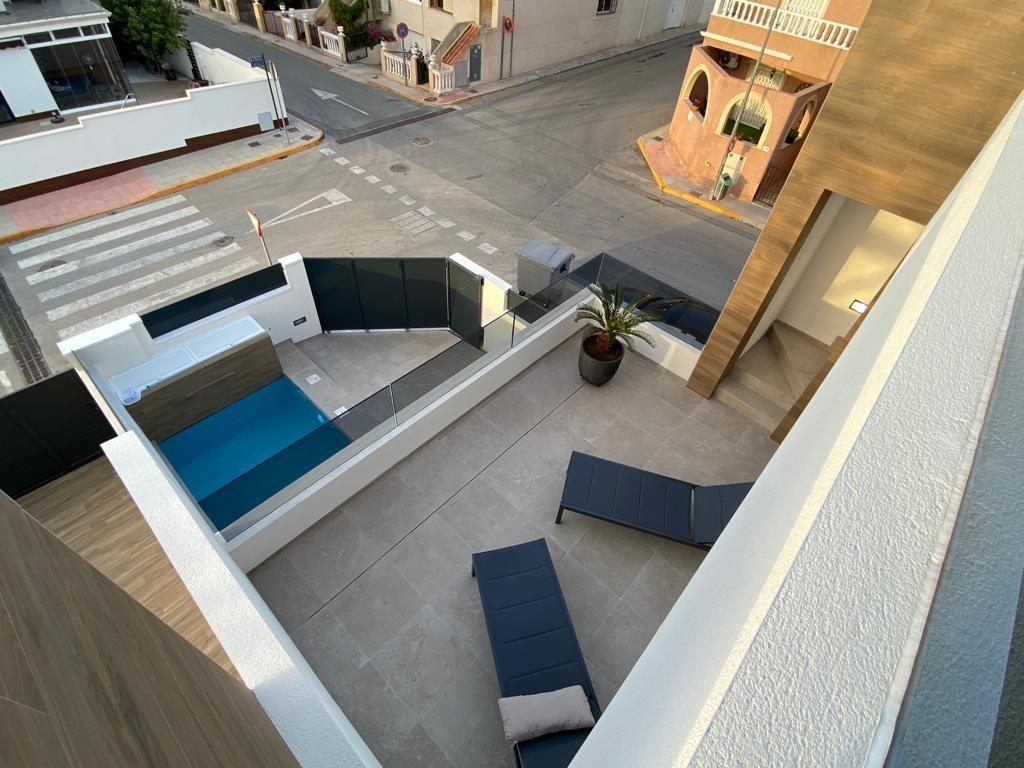 Villa en venta en Benijófar