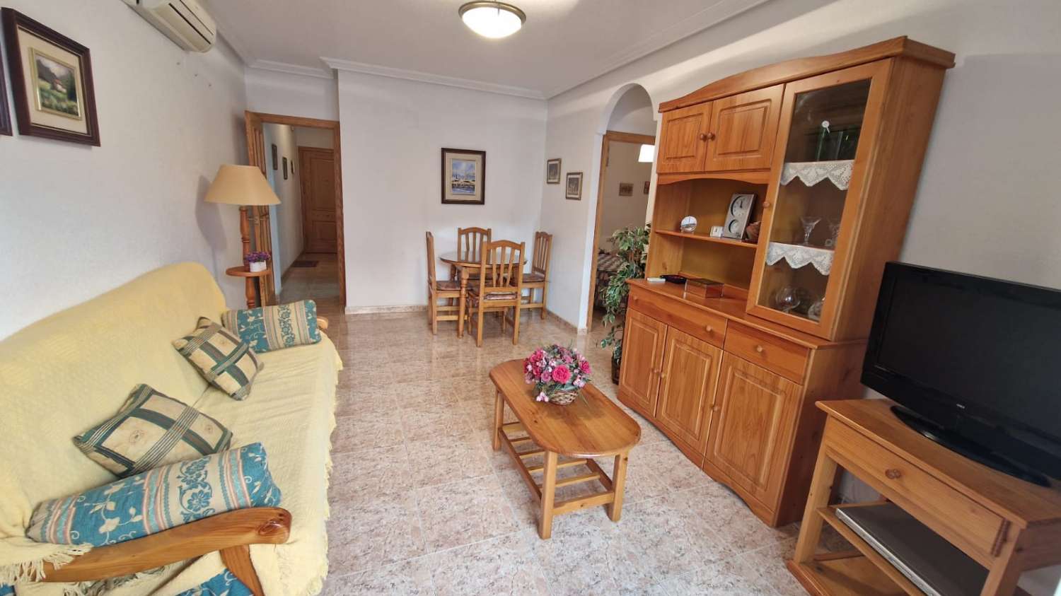 Bonito apartamento en alquiler por playa
