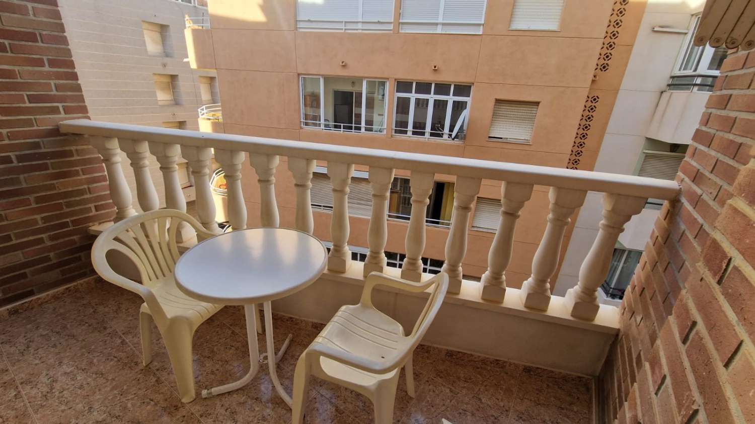Bonito apartamento en alquiler por playa