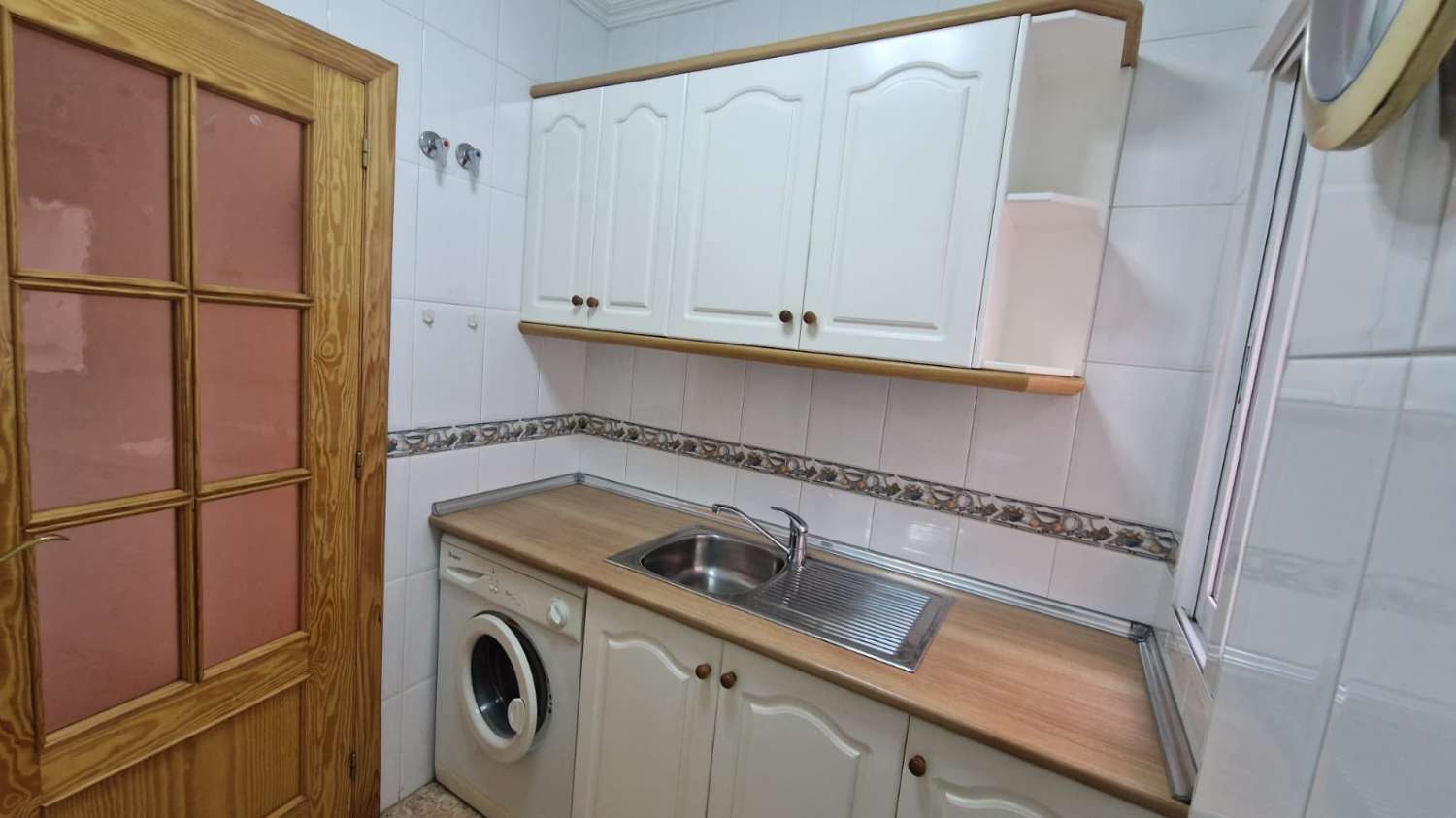 Bonito apartamento en alquiler por playa