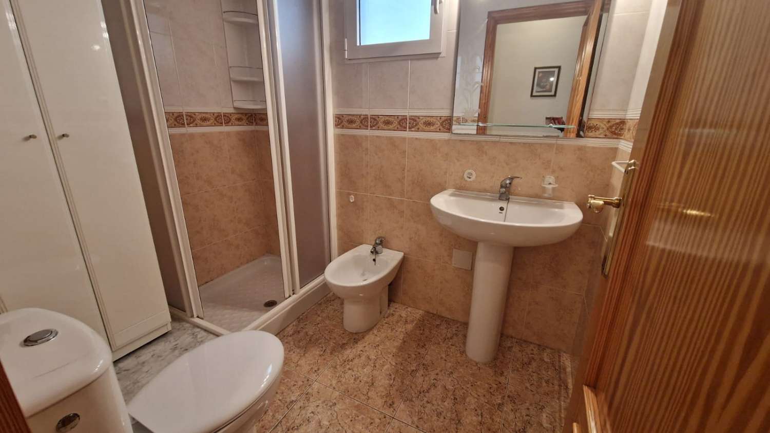 Bonito apartamento en alquiler por playa