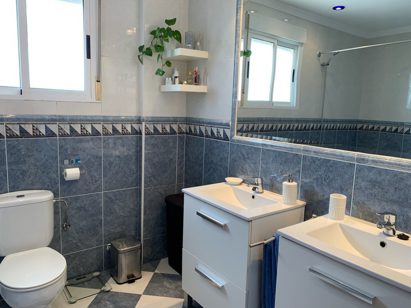 Villa en venta en Benijófar