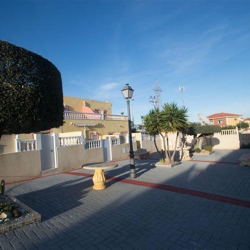 Duplex, 2 våningar till salu i Torrevieja