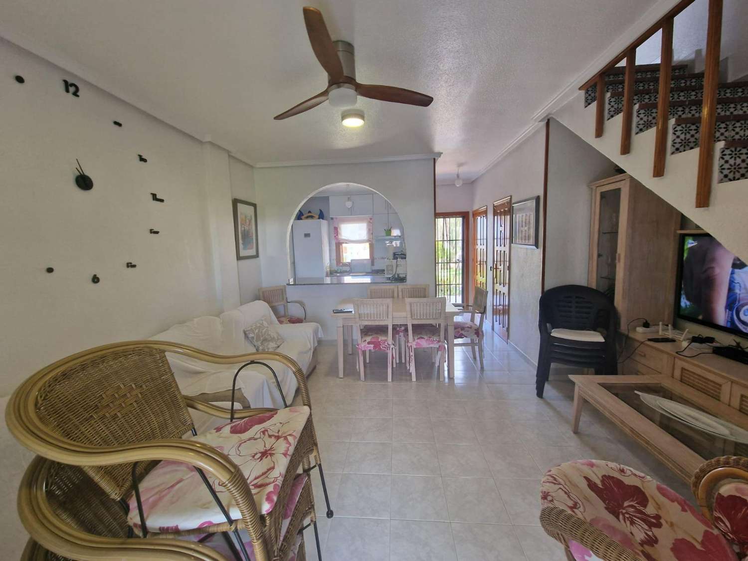 ADOSADO EN CIUDAD QUESADA - 2 DORMI, 2 BAÑOS , PISCINA - 190.000€