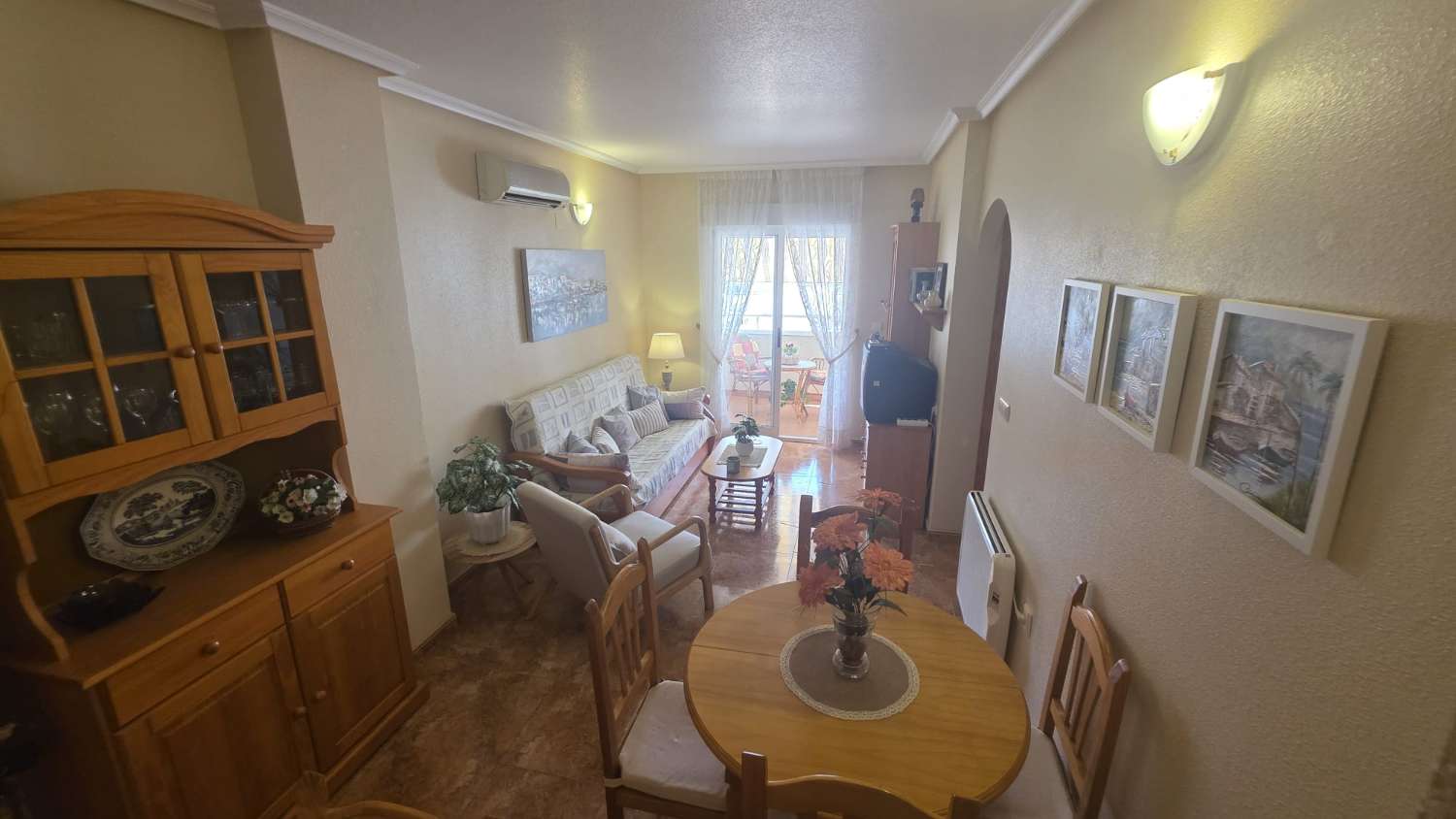 Espectacular apartamento con plaza de garaje doble y piscina comunitaria