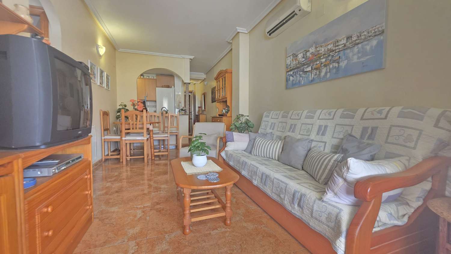 Espectacular apartamento con plaza de garaje doble y piscina comunitaria