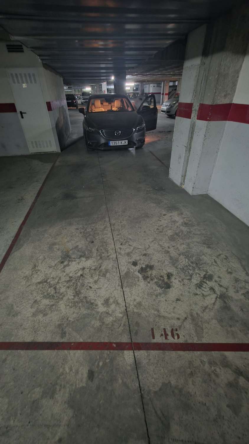 Espectacular apartamento con plaza de garaje doble y piscina comunitaria