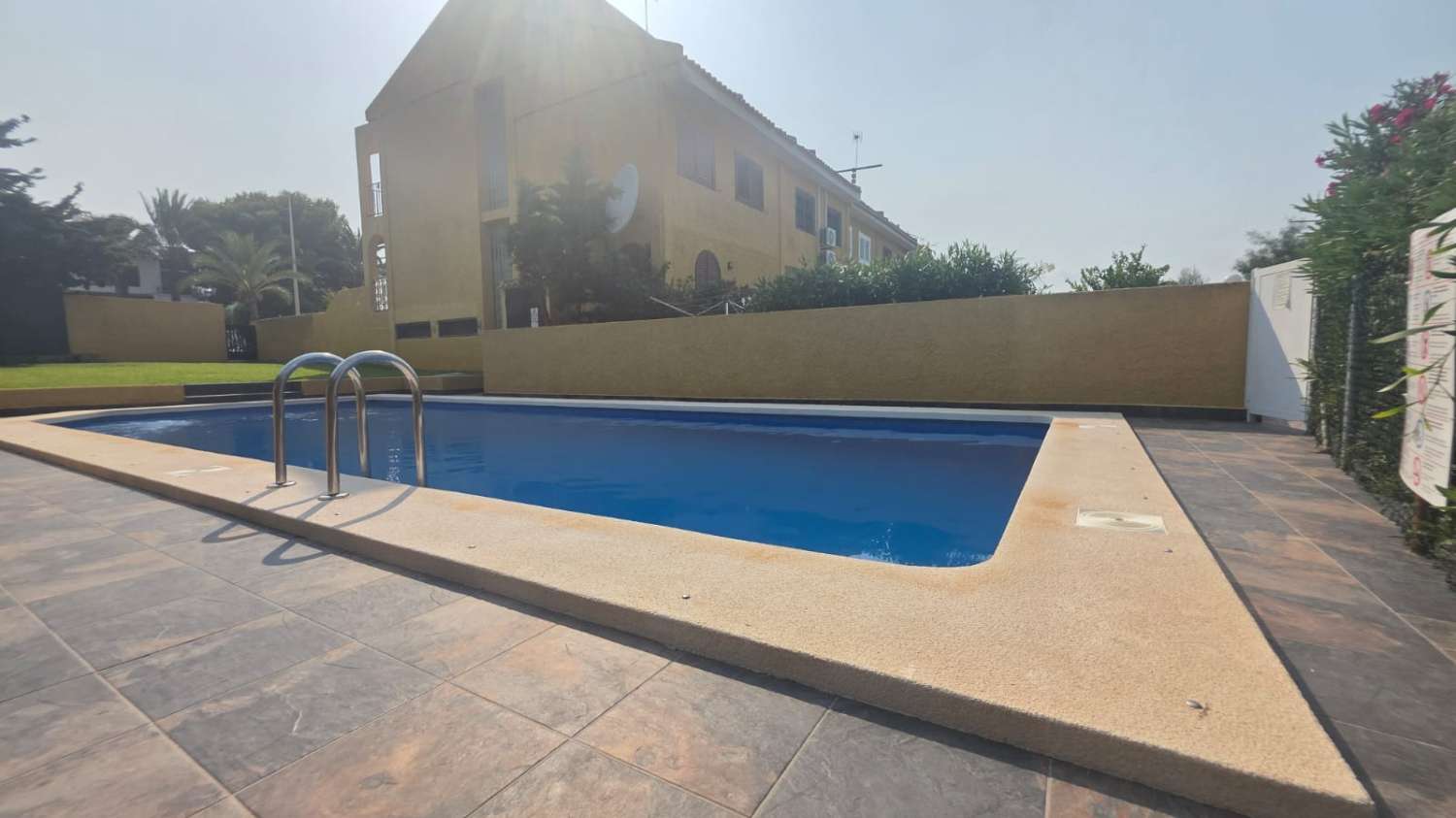 Increible adosado con piscina a 500m de la playa cabo Roig