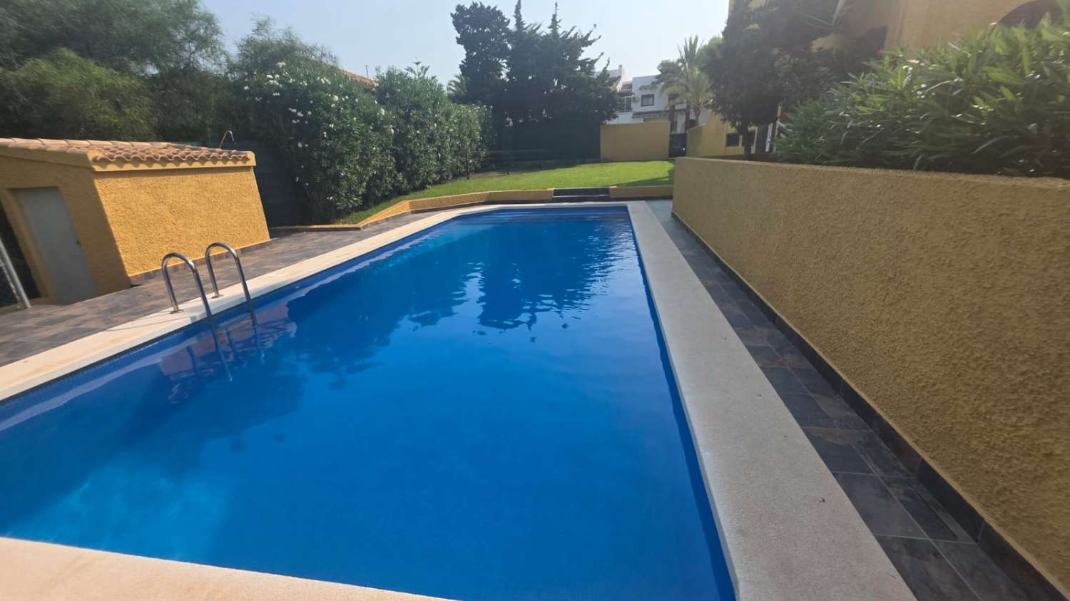 Increible adosado con piscina a 500m de la playa cabo Roig