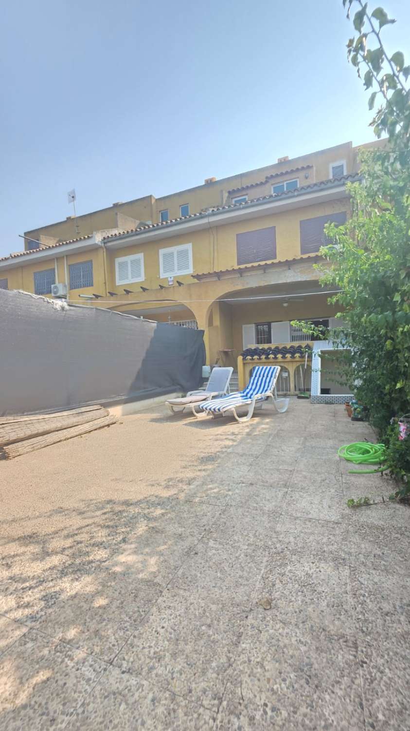 Increible adosado con piscina a 500m de la playa cabo Roig