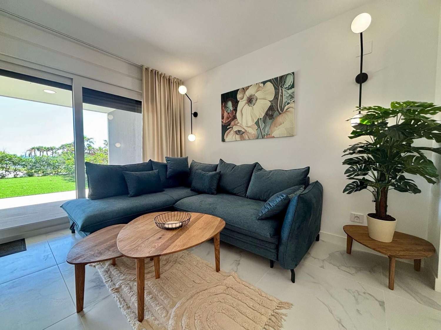 Magnifico apartamento en la orilla del mar