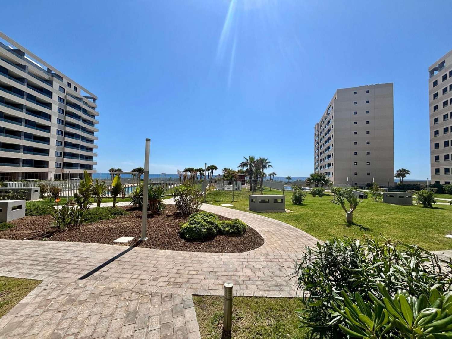 Magnifico apartamento en la orilla del mar