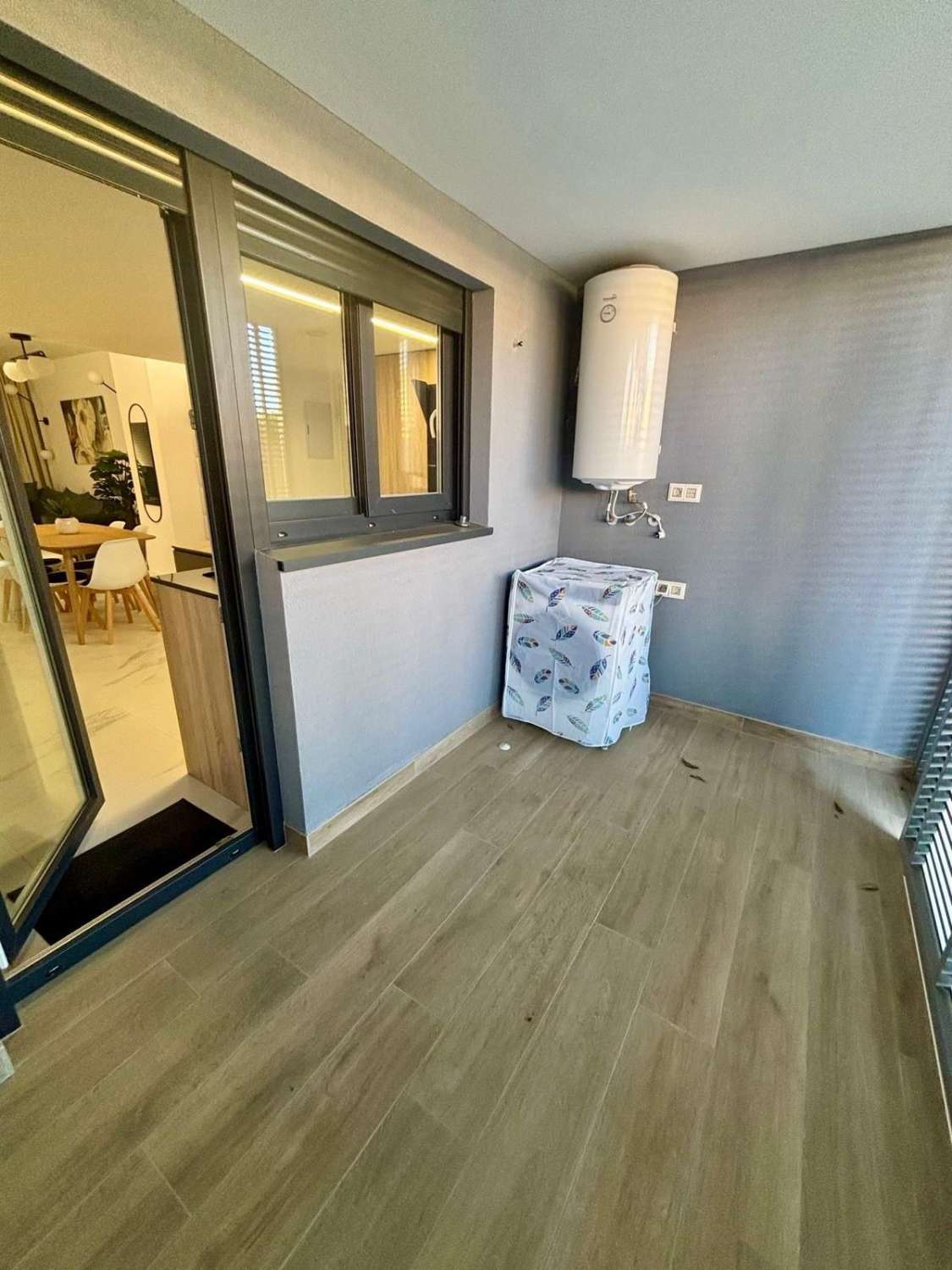 Magnifico apartamento en la orilla del mar