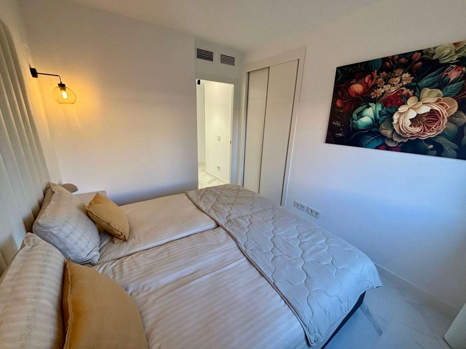 Magnifico apartamento en la orilla del mar