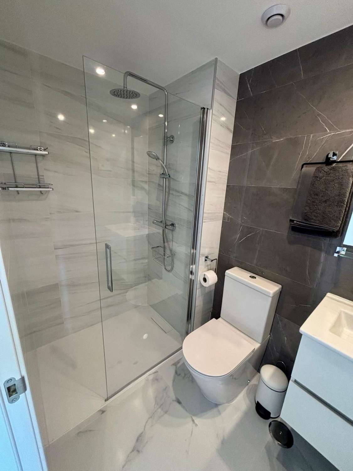 Magnifico apartamento en la orilla del mar