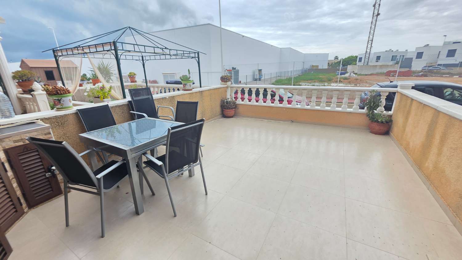 Magnífico bungalow con increible rerraza