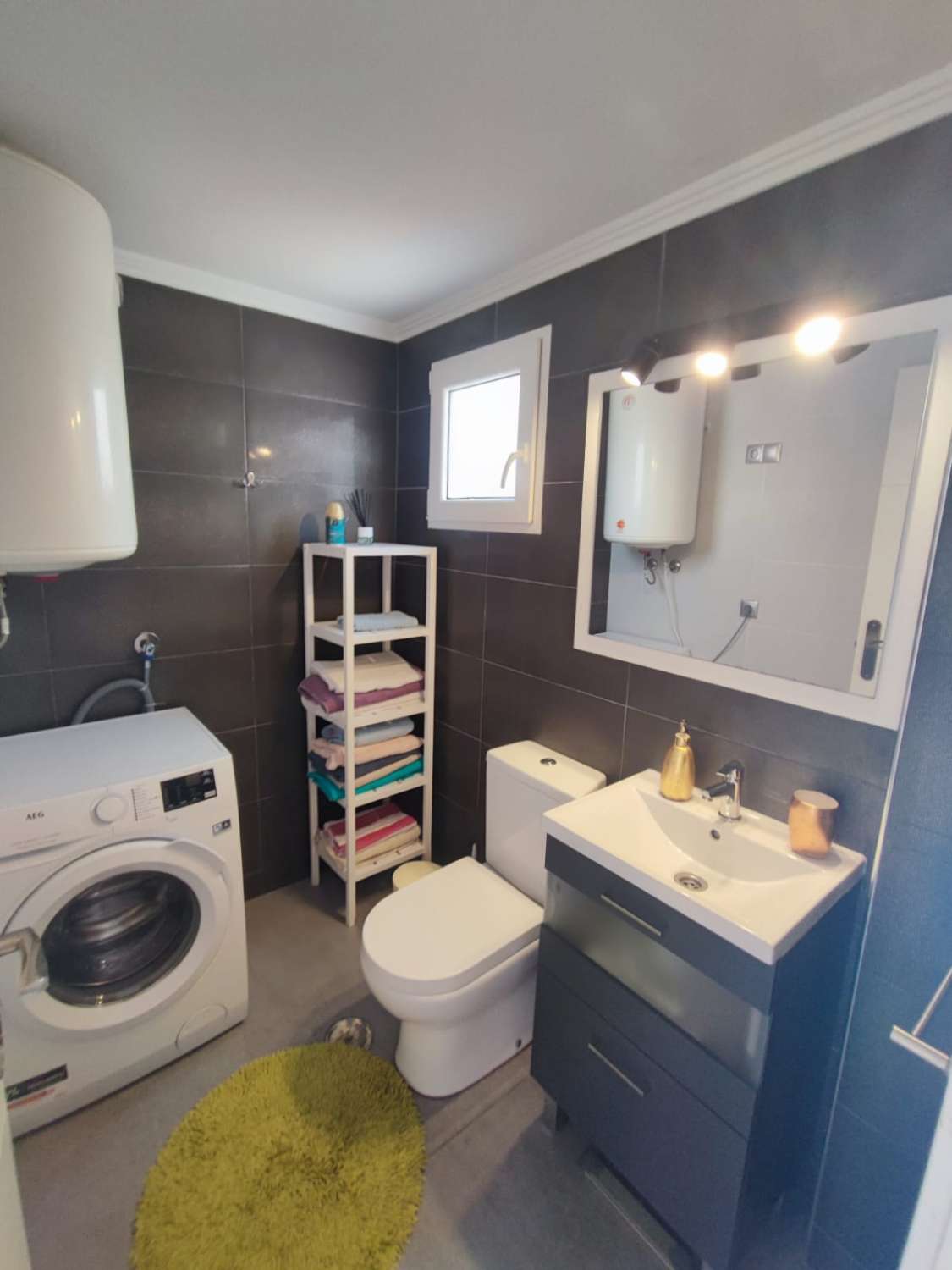 Duplex moderno con 3 dormitorios, 3 baños