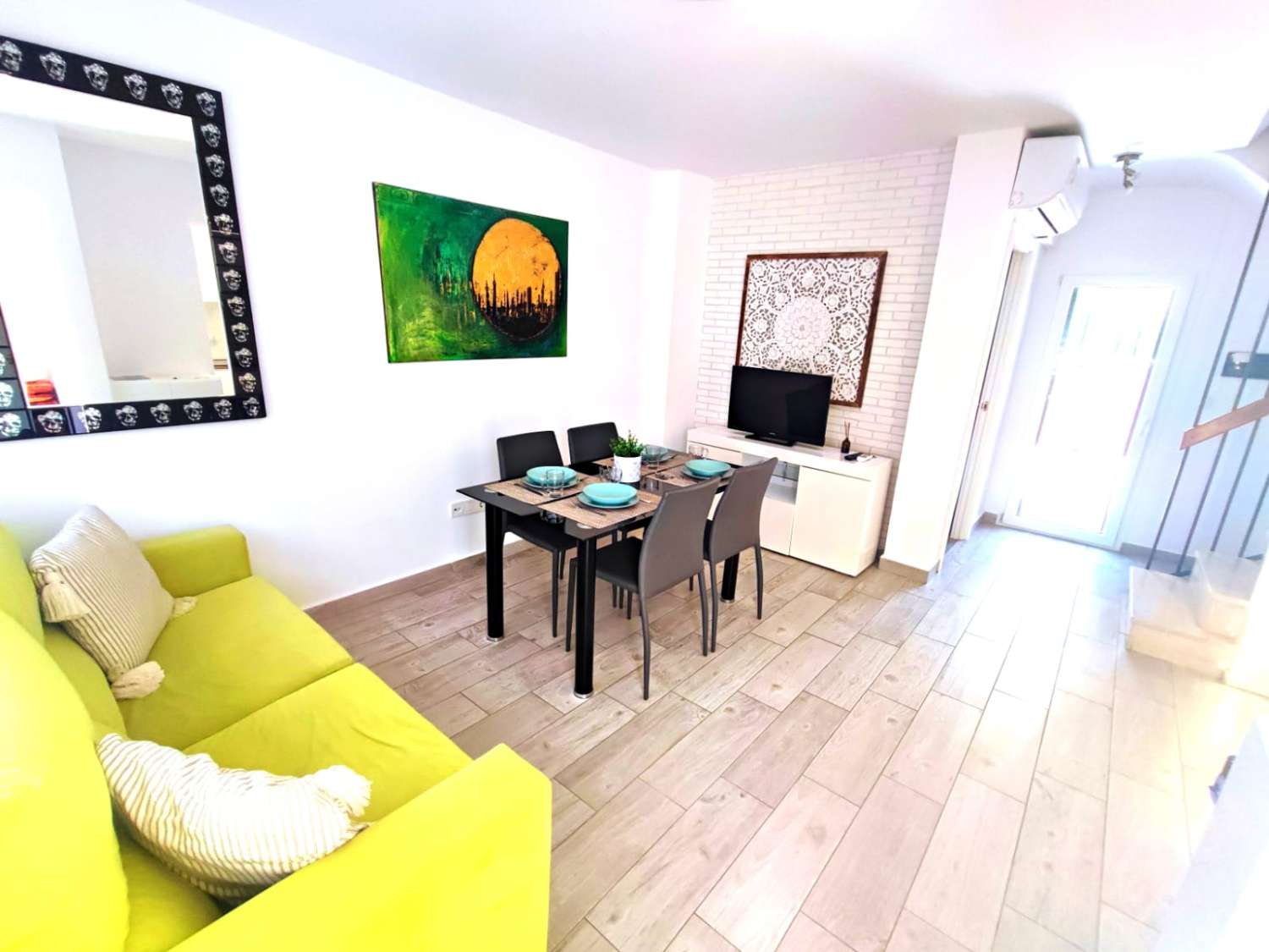 Duplex moderno con 3 dormitorios, 3 baños