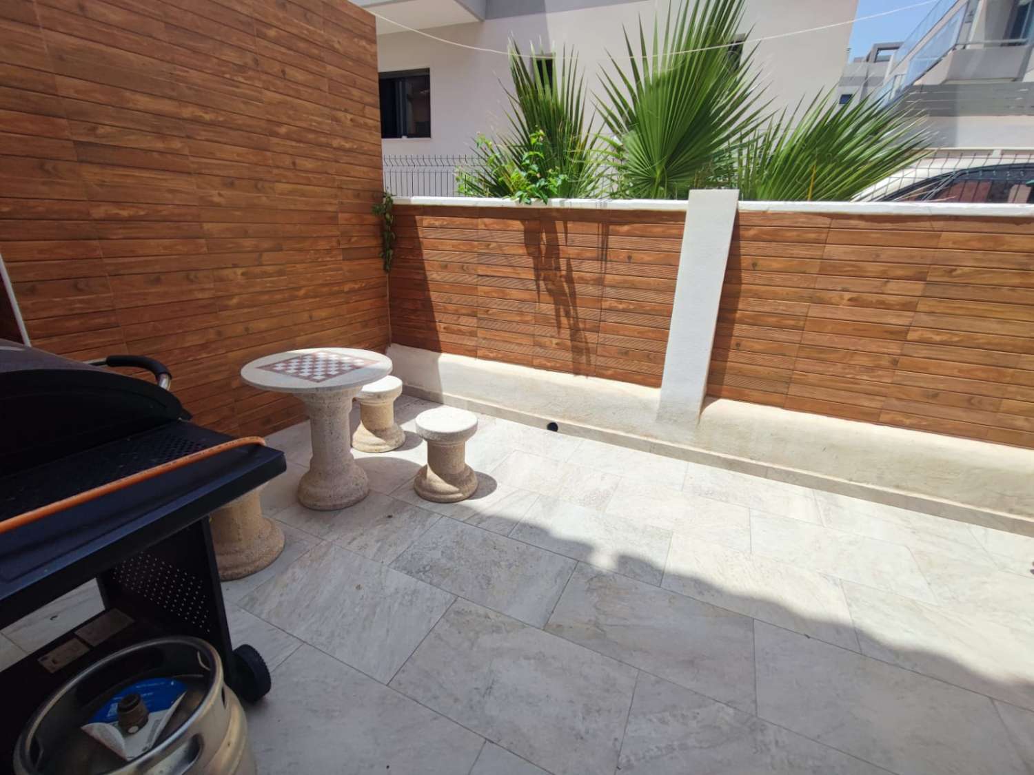 Duplex moderno con 3 dormitorios, 3 baños