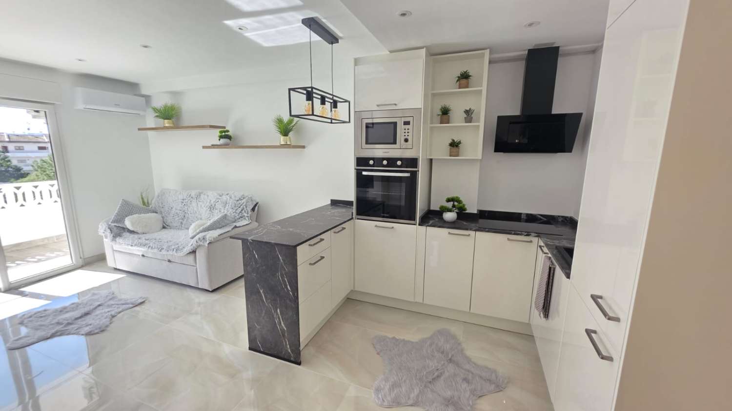 Excelente apartamento, orientacion sur