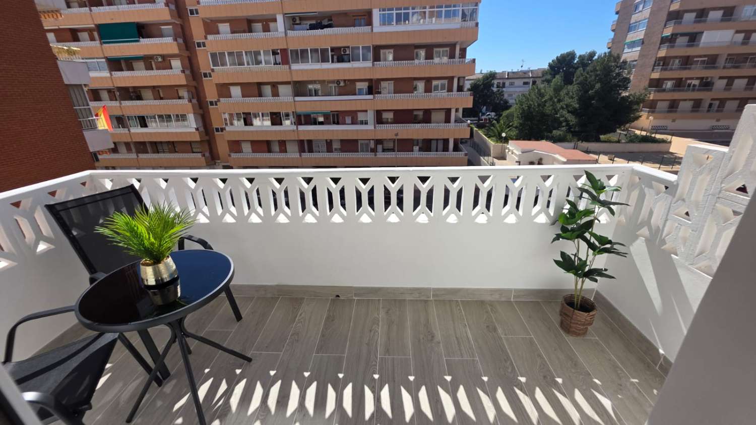 Excelente apartamento, orientacion sur