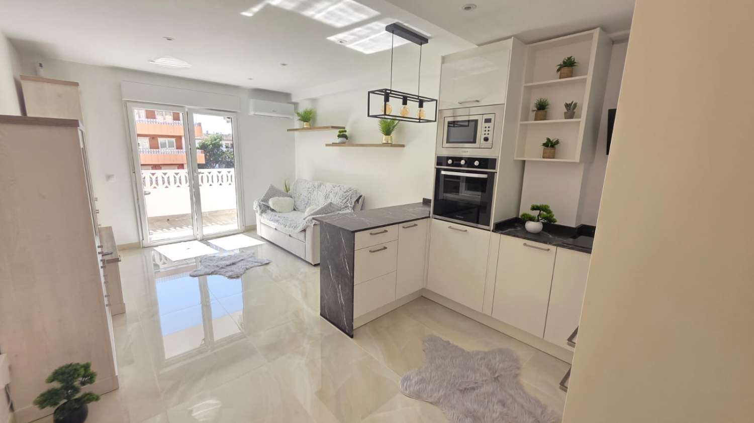 Excelente apartamento, orientacion sur