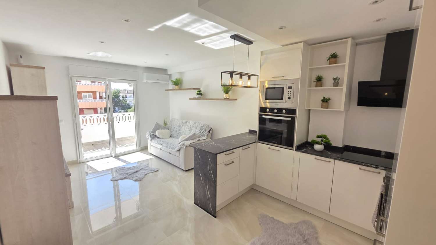 Excelente apartamento, orientacion sur