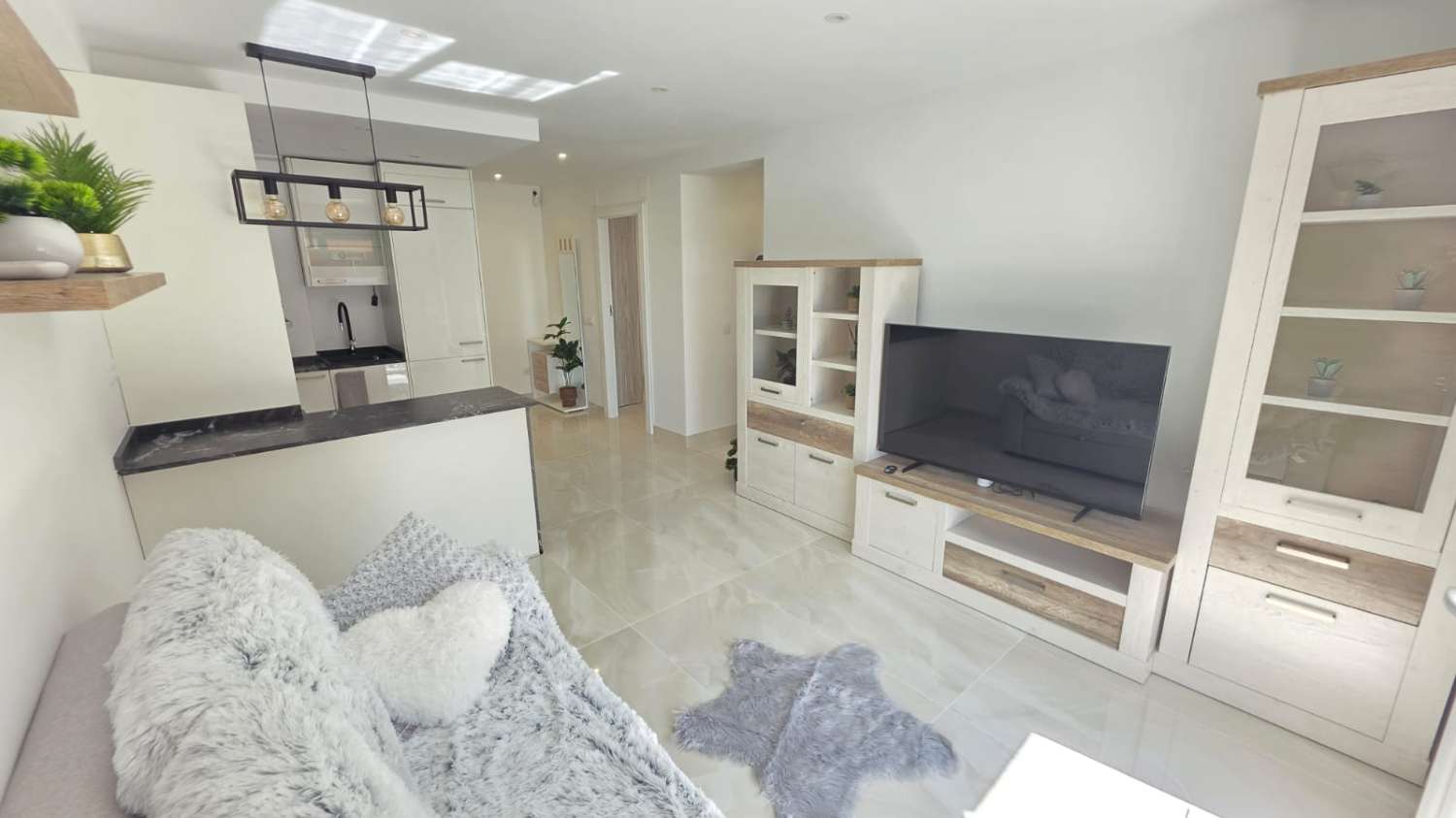 Excelente apartamento, orientacion sur