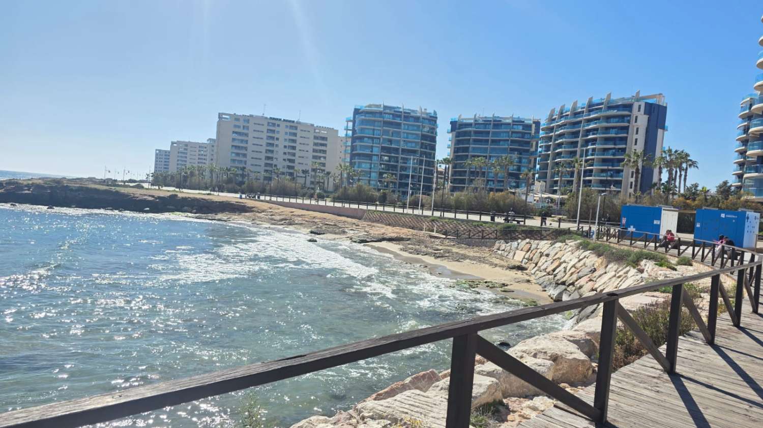 Excelente apartamento, orientacion sur