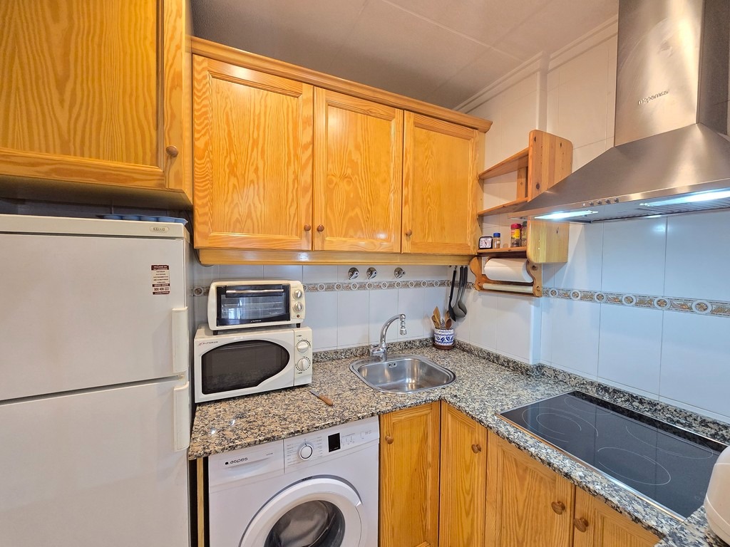 Excelente apartamento con piscina garaje y trastero