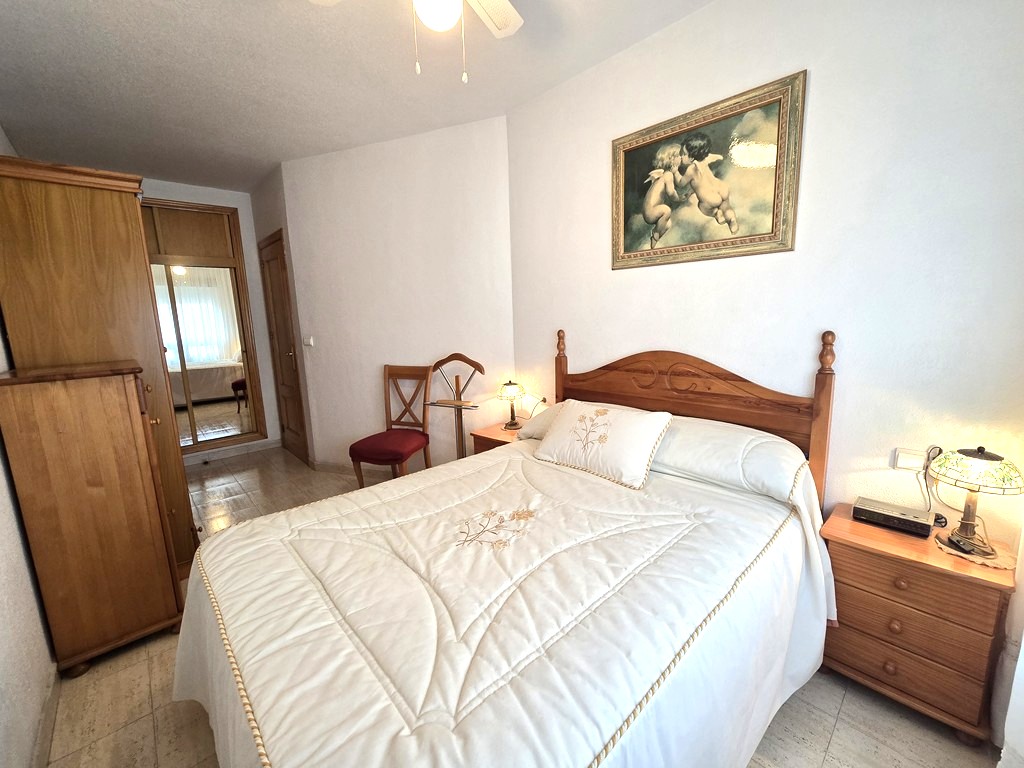 Excelente apartamento con piscina garaje y trastero
