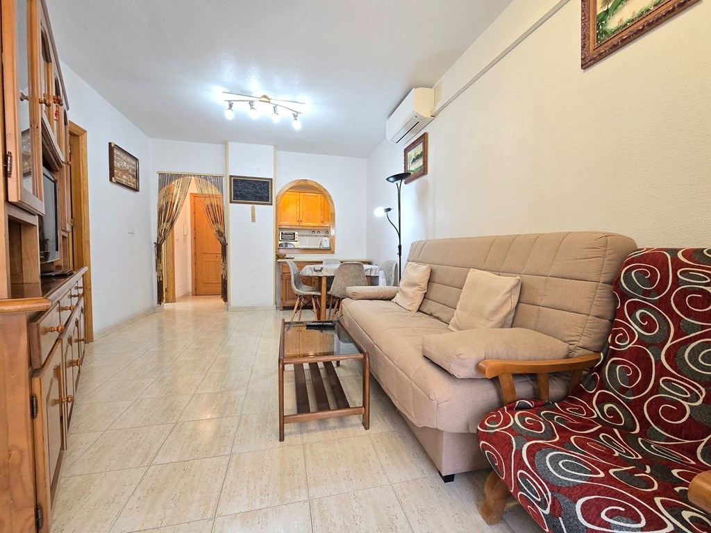 Excelente apartamento con piscina garaje y trastero